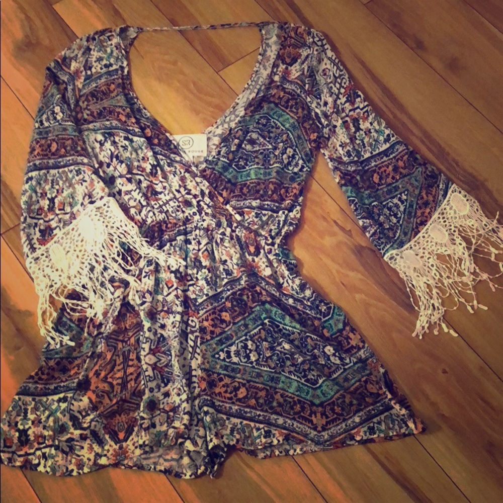 Beautiful romper.